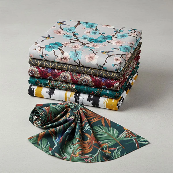 Polyesterová viskózová potlačená podšívka Polyesterová viskózová potlačená podšívka